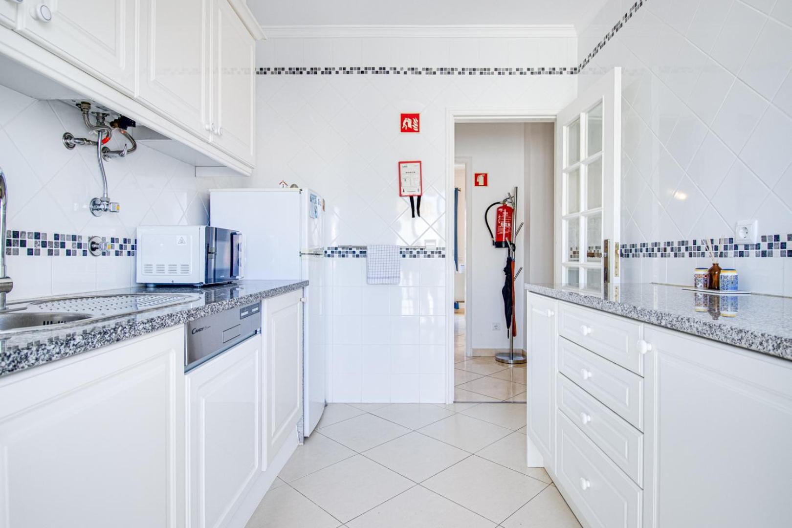 Old Town 2Br 50M Ocean W/ Ac Wi-Fi Parking Terrace Apartman Albufeira Kültér fotó